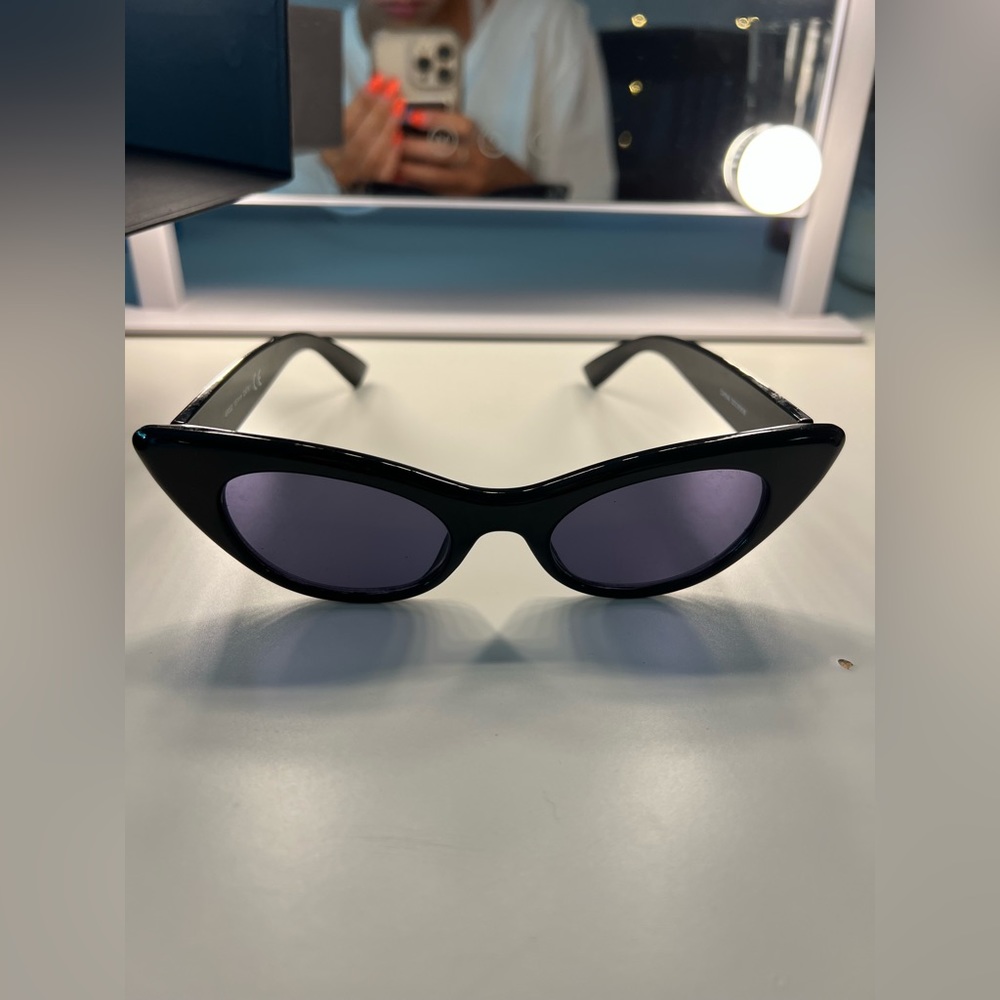 Black sunglasses